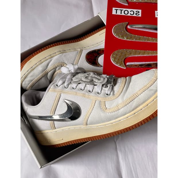 [265]나이키 트래비스 스캇 에어 포스 세일