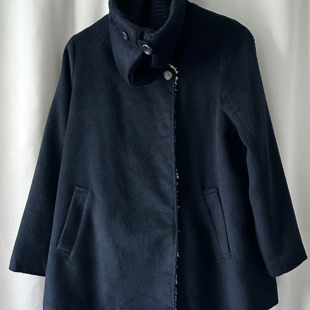 니트 하이넥 버튼 코트