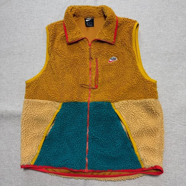 나이키 헤리티지 플리스 베스트