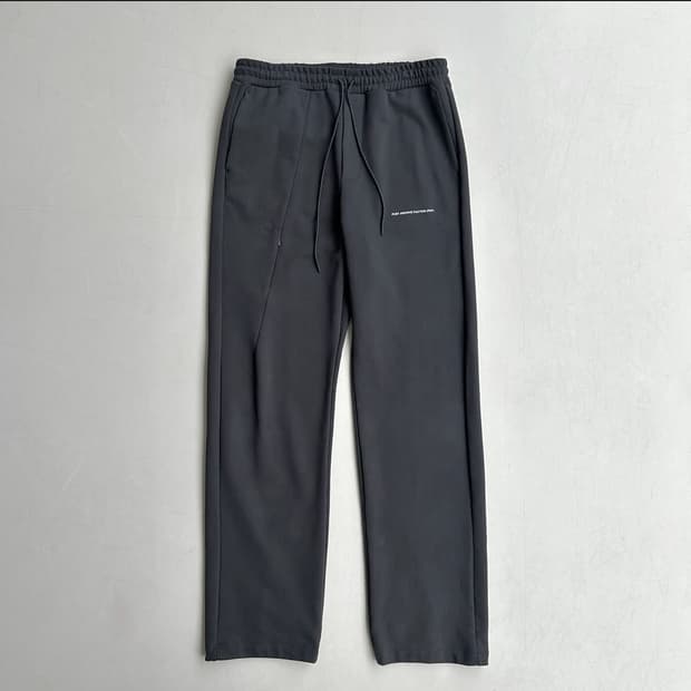 구매) 포스트아카이브팩션 8.0 스웻팬츠 블랙