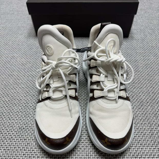 루이비통 아치라이트 스니커즈 신발 