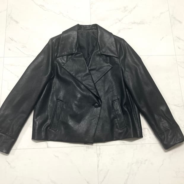 (거의 새것)노어 하프 트렌치 레더 자켓 44-55