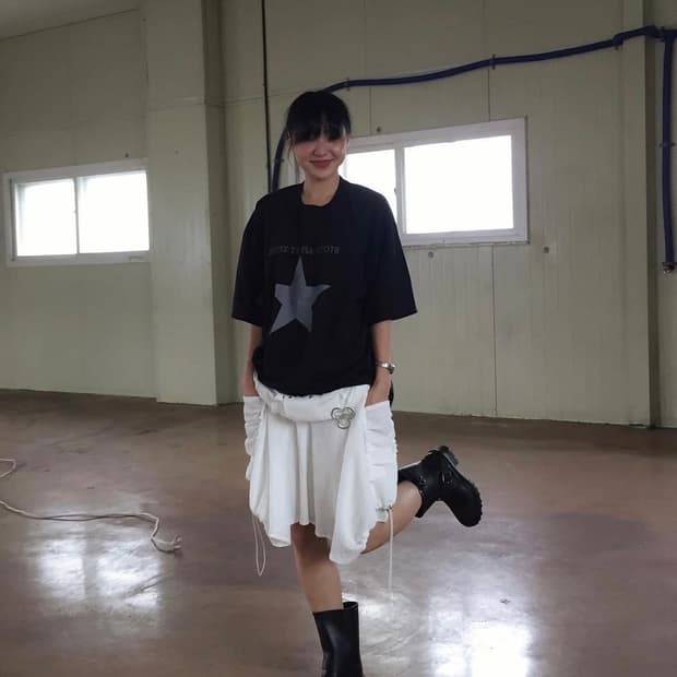 Star Over-sized Tee 스타 티셔츠