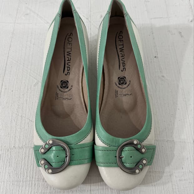 softwaves mint detail heels 