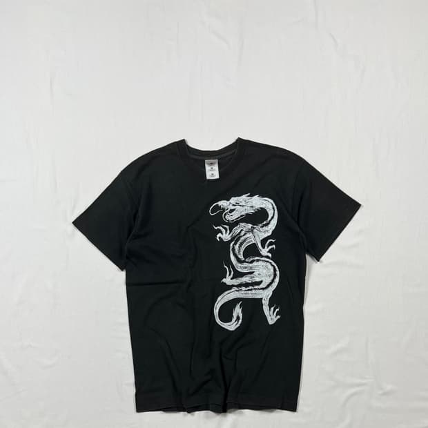 90‘s 드래곤 dragon 프린트 반팔티 상품이미지1