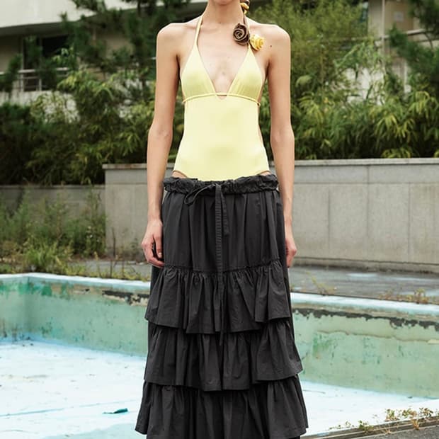 open yy rolled waist skirt