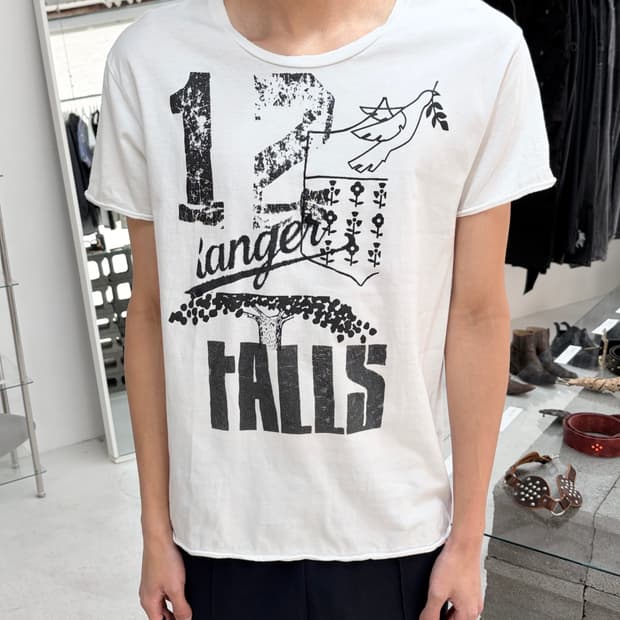 언리얼에이지 라운드 그래픽 티셔츠