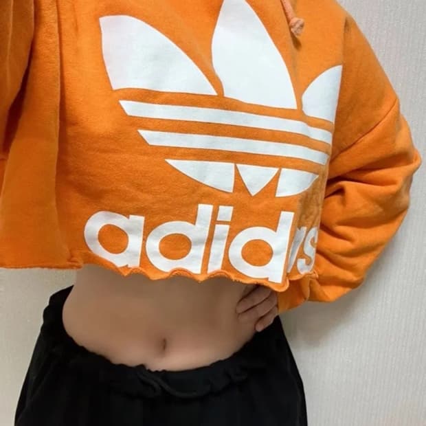 아디다스 크롭 후드티