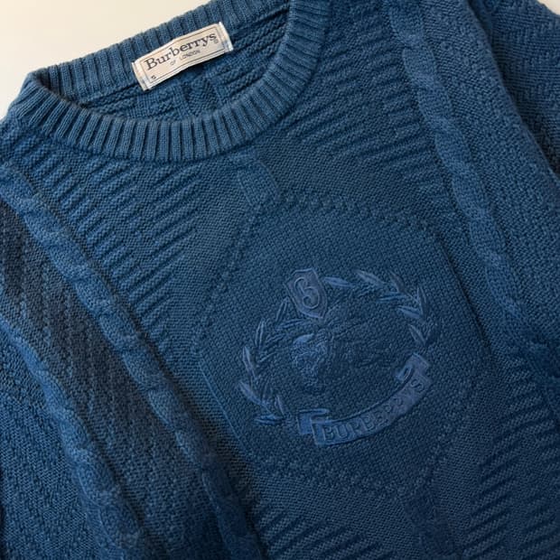 버버리 크레스트 로고 아란 니트 