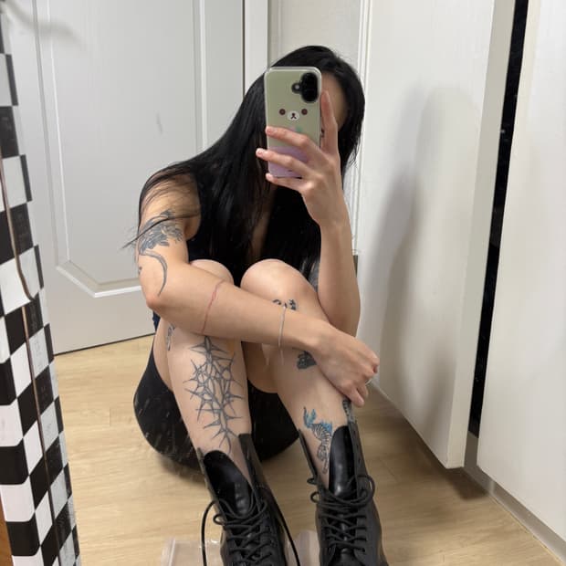 거의새것)닥터마틴 10홀 250