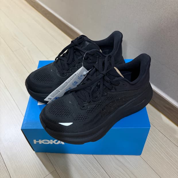 호카 본디9 와이드(새상품)