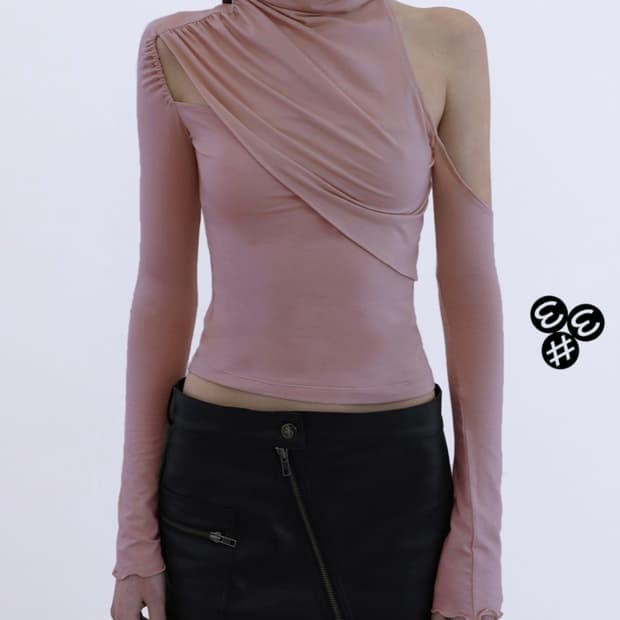 구해요) Cowl Neck Shirring Long Sleeve