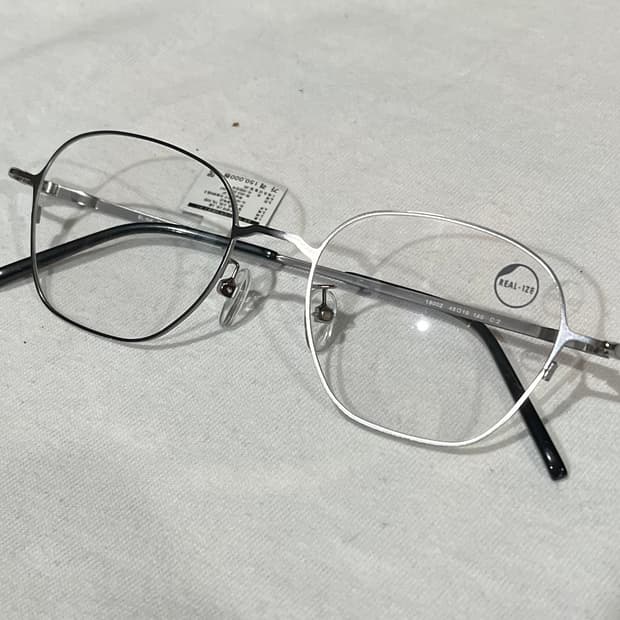 Blink real-ize classic silver glasses