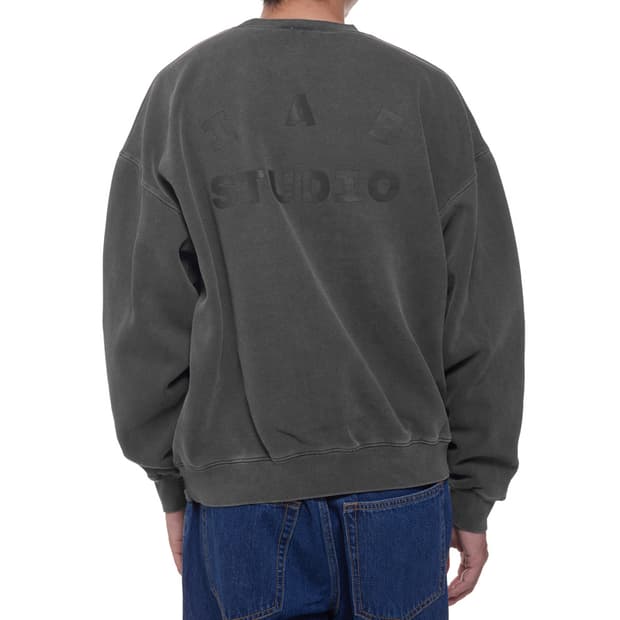 아이앱 스튜디오 피그먼트 스웨트 맨투맨 