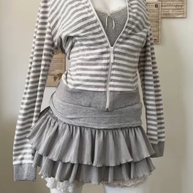 와이즈걸 빈티지 아디다스 스트라이프 집업 그레이