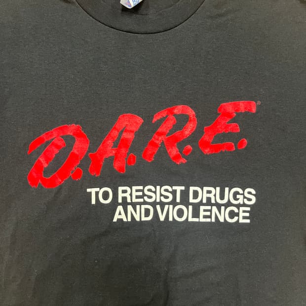 90s Hanes DARE 싱글 스티치 티셔츠