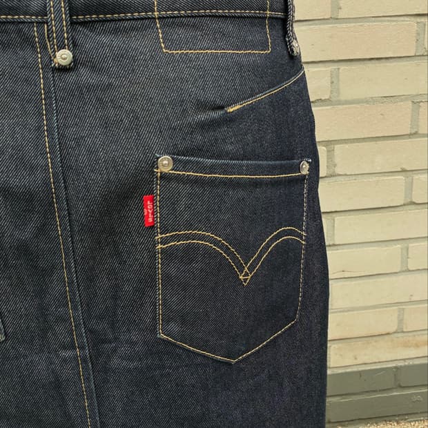 Levi‘s 리바이스 엔지니어드진 미디 스커트