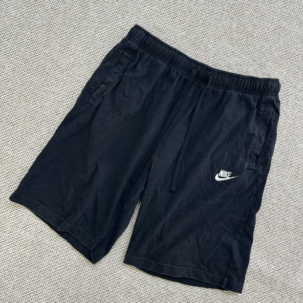 L 나이키 트레이닝 반바지 0331D