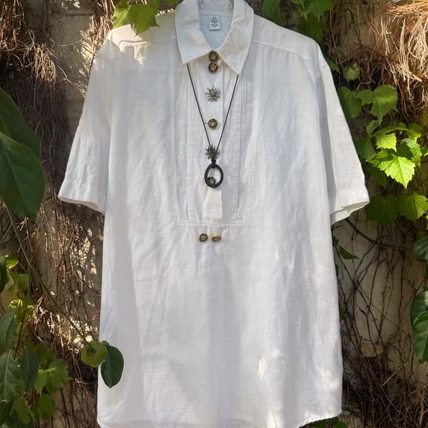 Antique Pendant Linen Shirt 0091