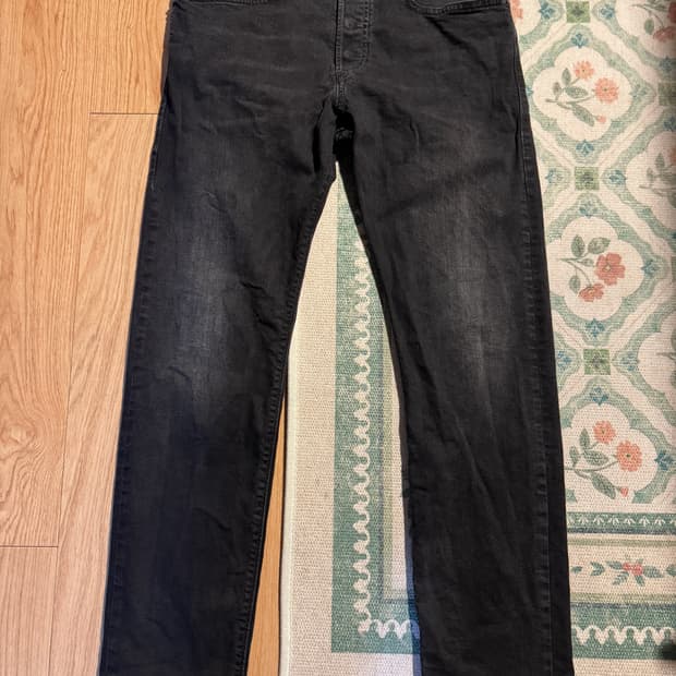 디젤 인더스트리 슬림핏 흑청 데님