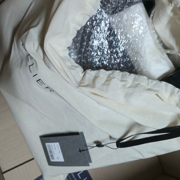 새상품 벨리에 프로치다 백 블랙