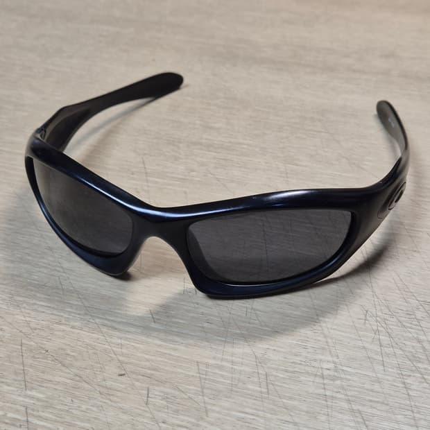 오클리 몬스터독 매트블랙 (렌즈교체 완료)