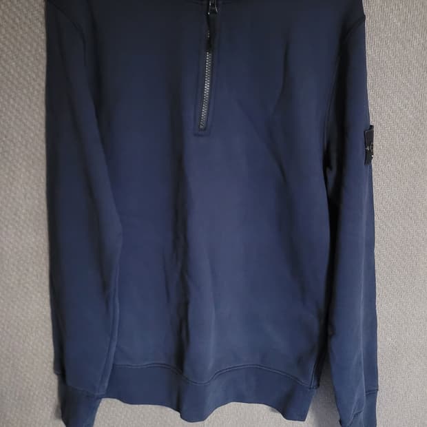 스톤아일랜드 반집업 맨투맨