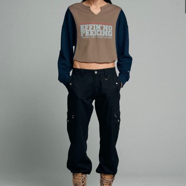 스컬프터 Color Block Crop Sweatshirt Mocha /