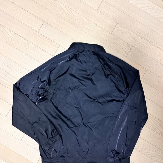 룰루레몬 스트래치 사틴 나일론 재킷 팝니다