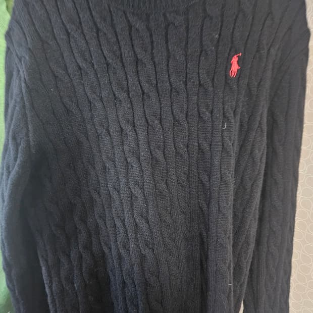 폴로 꽈배기 니트 검정