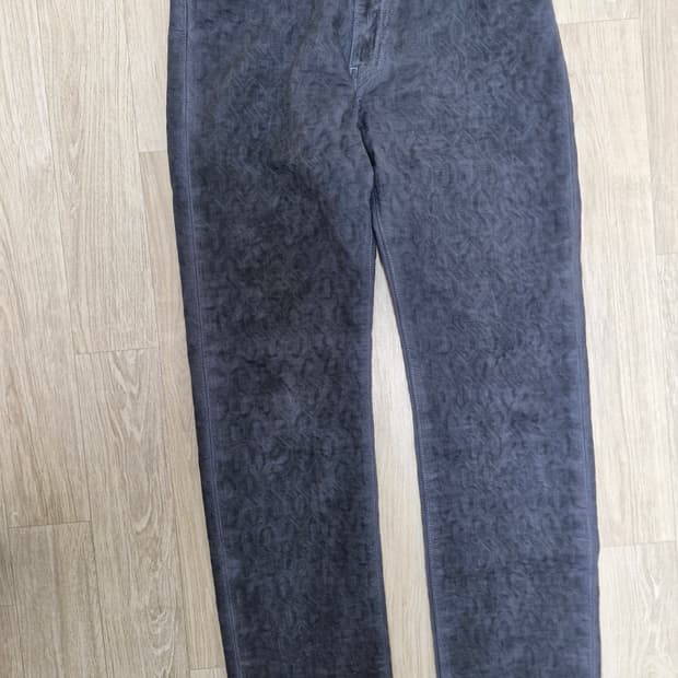 리바이스x스투시 자카드 팬츠 30사이즈 판매합니다