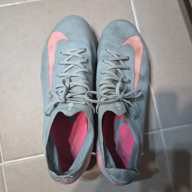 나이키 머큐리얼 베이퍼16 풋살화