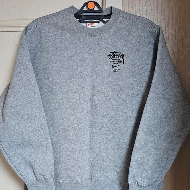 나이키 x 스투시 국내정품 맨투맨 라지 판매