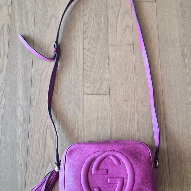 (정품) 구찌 디스코백 퍼플 (명품 여자 크로스백 가방 숄더백)