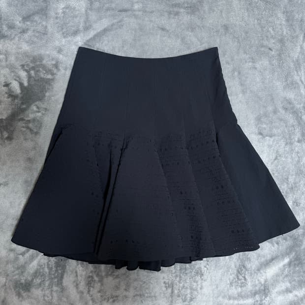 한섬 타임 펀칭 스커트 정품