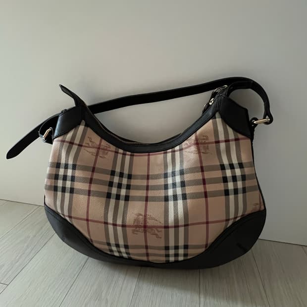 버버리 가방 정품 