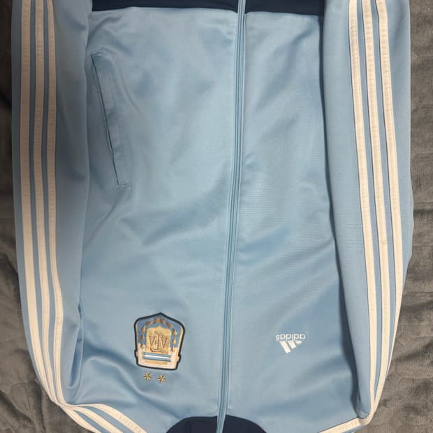 아디다스 아르헨티나 져지 105사이즈 팝니다