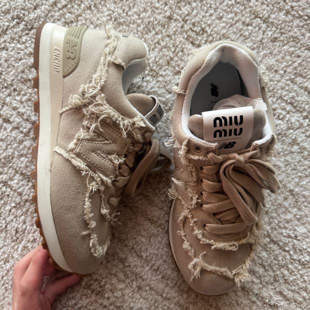 [37] 미우미우 뉴발란스 574