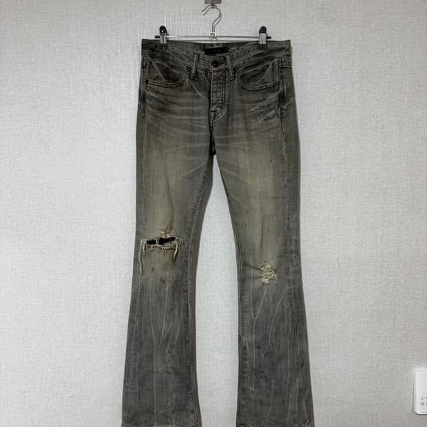 Civarize 시바라이즈 그레이 워시드 부츠컷 데님 팬츠