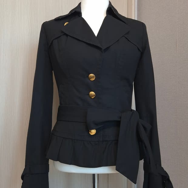 버버리 블루라벨 프릴 하프 프렌치코트 갸루