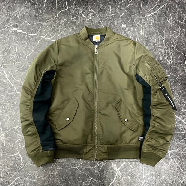 칼하트 WIP 보머 봄버 자켓 카키