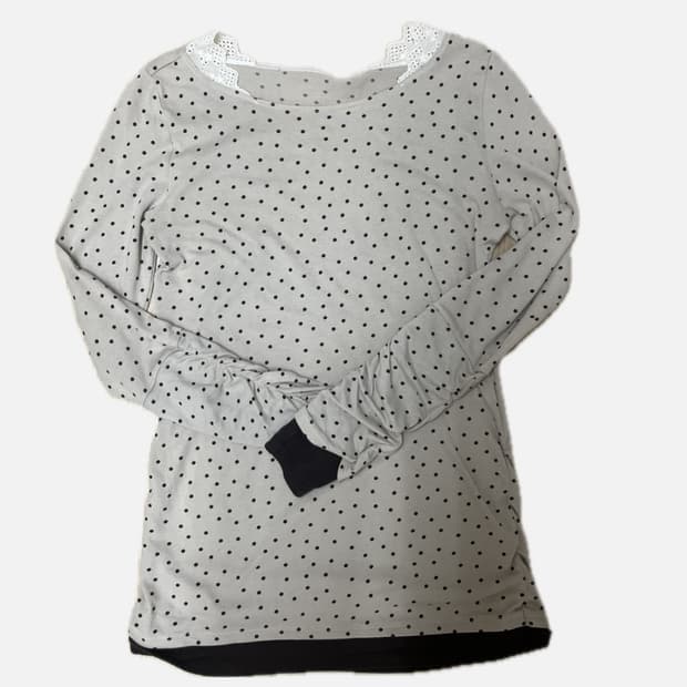 도트 레이어드 소매 디테일 핸드워머 티셔츠