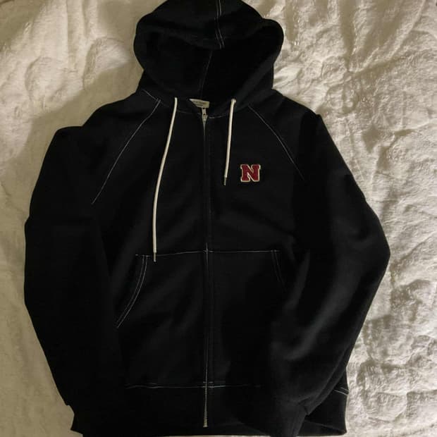 DW N로고 후드집업-블랙