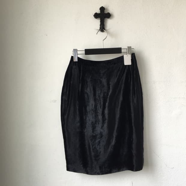 Velvet skirt
