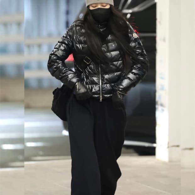 어텐즈 제니 스웻팬츠 블랙