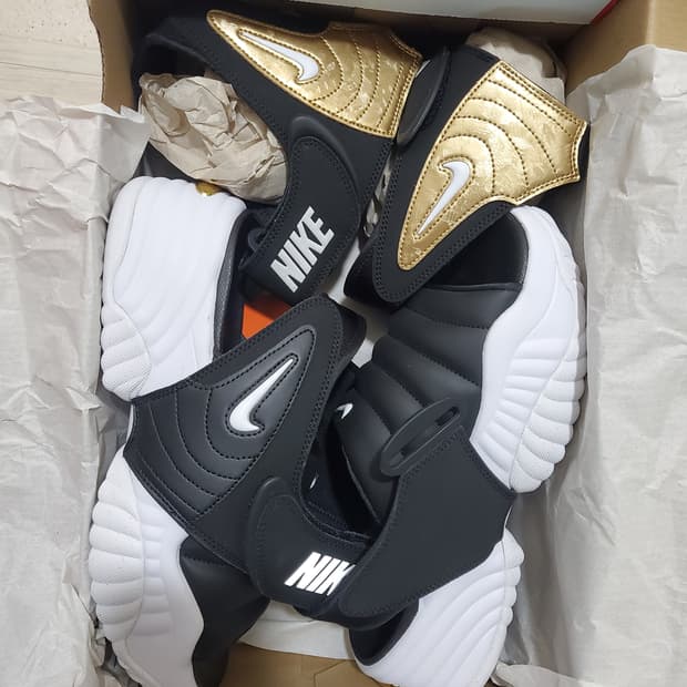 나이키 어저스트 포스 샌들 260(새상품)