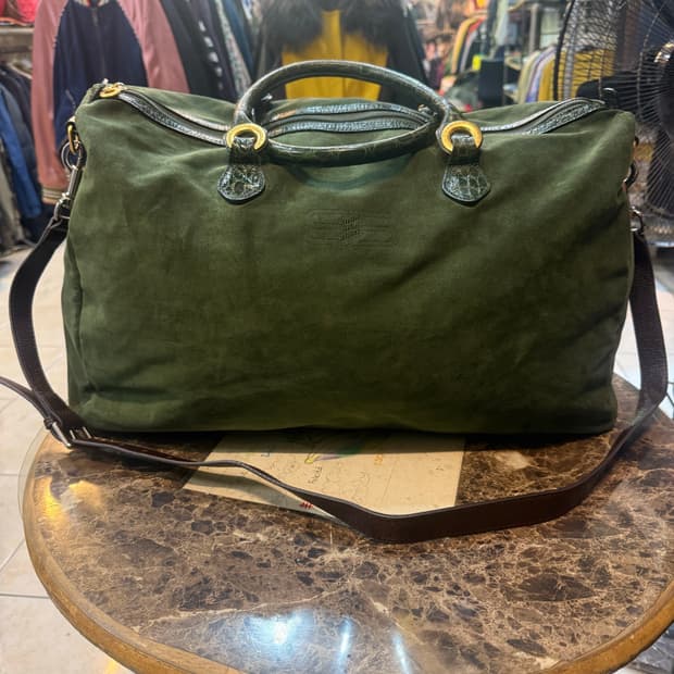 정품 발렌시아가 빈티지 여행용 보스턴백 팝니다