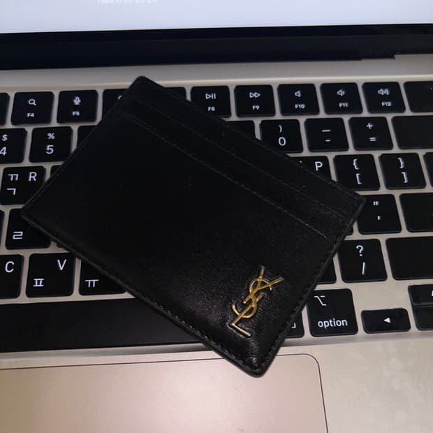 입생로랑 카드지갑