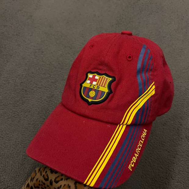 바르셀로나 빈티지 캡 처분 