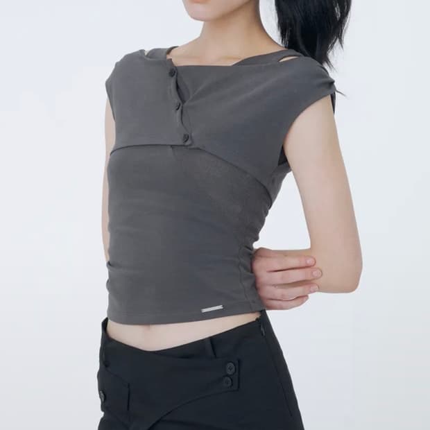 무신사 미세키서울 마이크로 가디건 레이어드 탑 챠콜 / 크림에이블리빈티지